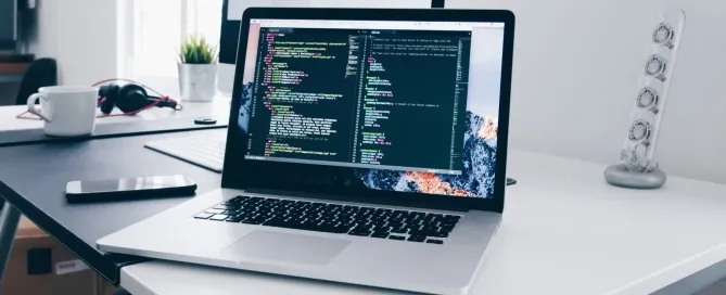 software development outsourcing models on a noteboook